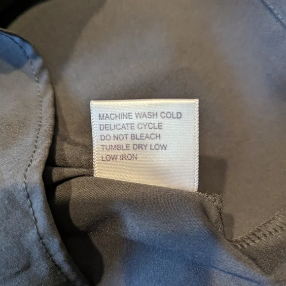 Te Verde Travel Commute Button Down Shirt Blouse Small Gray - Picture 9 of 10